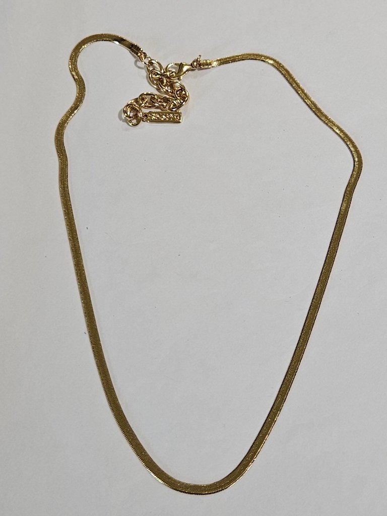 Sugarfix Goldtone Flat Chain Necklace Lobster Clasp 16 19 Inches Long Sugarfix Goldtone Flat Chain Necklace Lobster Clasp 16 19 Inches Long